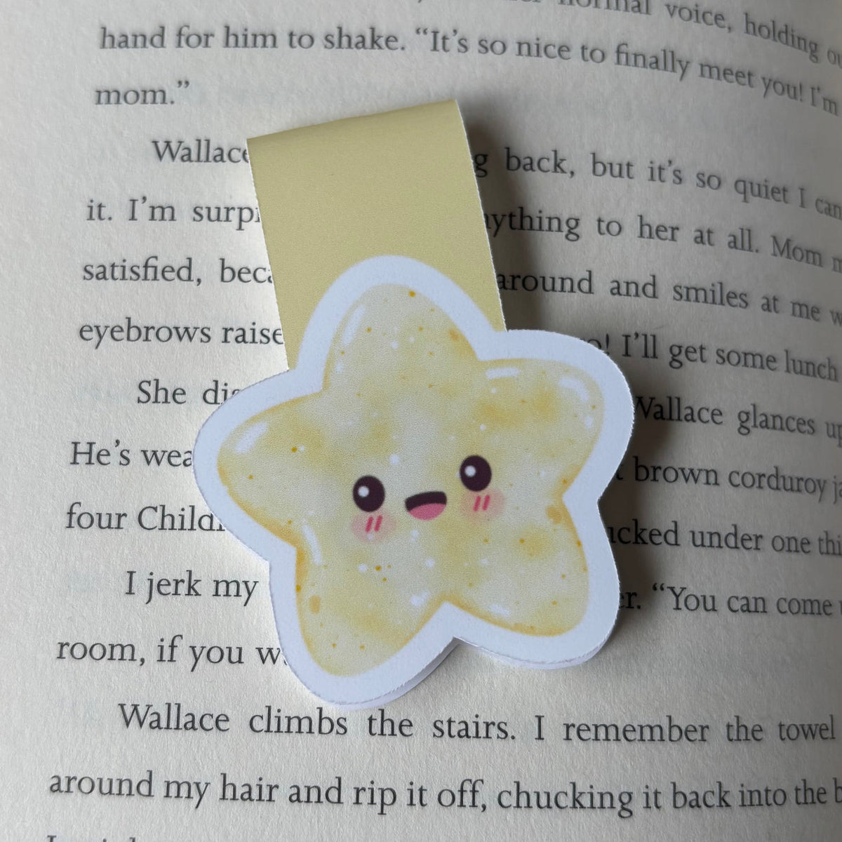 Yellow Star Magnetic Bookmark